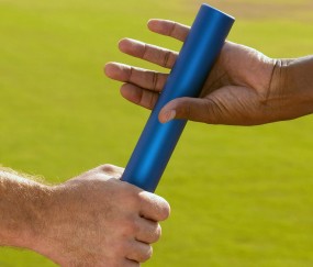 开云下载-小贾伦化身关键先生，广东队连续得分压制北京队