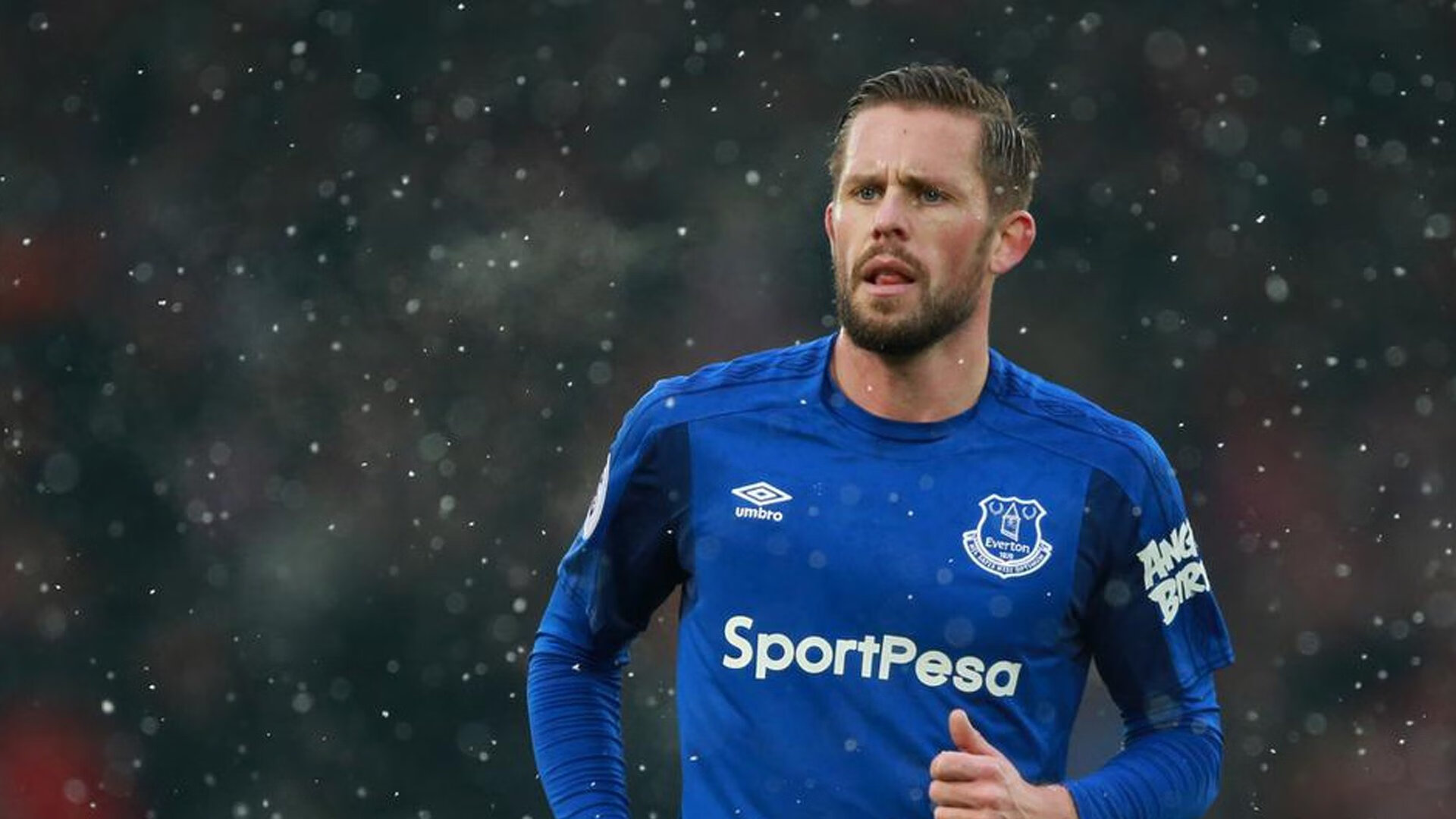 塞内加尔击败国际米兰，当非洲足球的野性撕碎欧洲秩序，福登的闪电已劈开防线