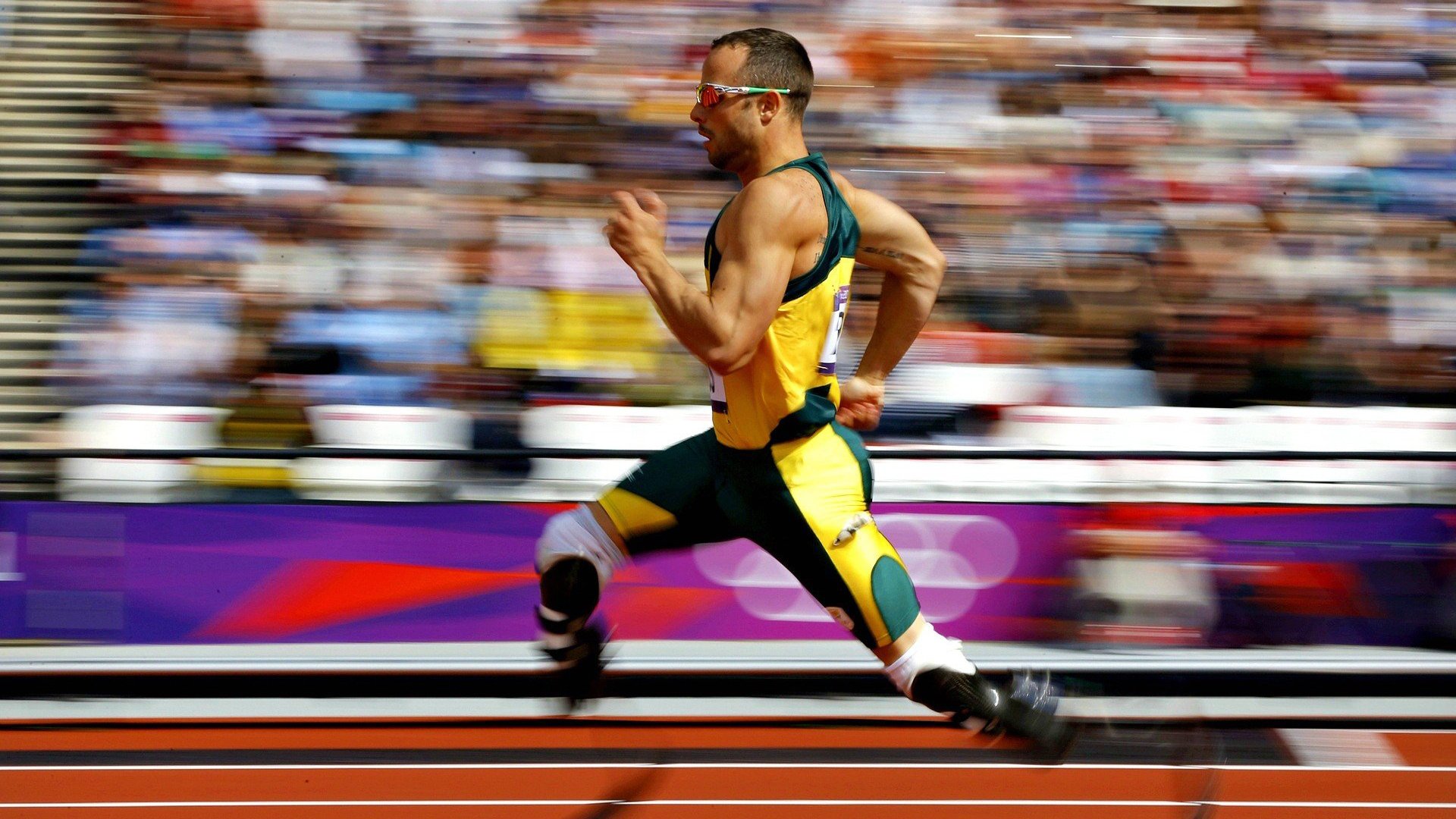 黄蜂粉碎猛龙，戈贝尔在抢七之夜，以沉默接管世界